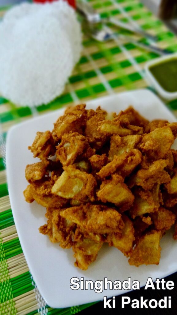 Singhara Atta Pakori Recipe | Kuttu ke Pakore