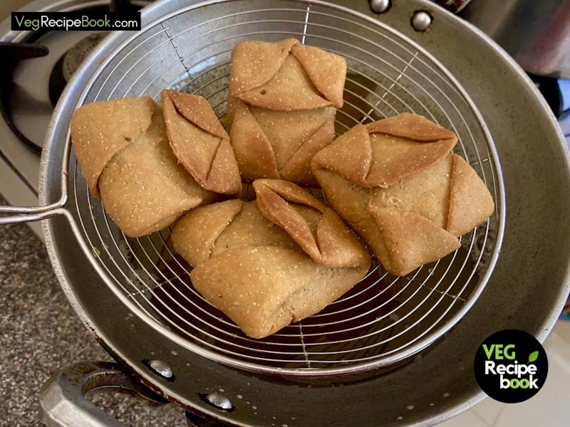 Whole Wheat Masala Samosa Box Recipe