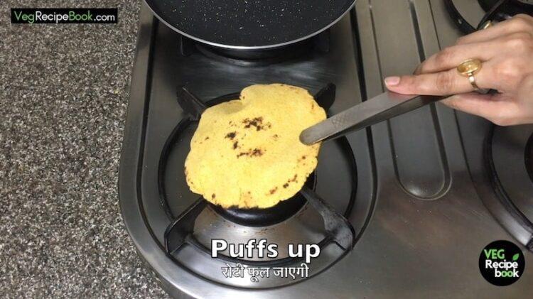 Makaee Roti Makka ki Roti Recipe | How to make Makki Roti -The Garus Kitchen
