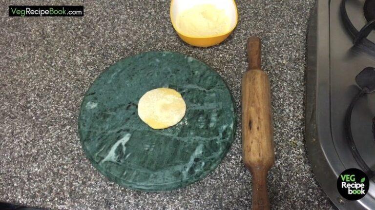Mka Roti Makka ki Roti Recipe | How to make Makki Roti -The Garus Kitchen