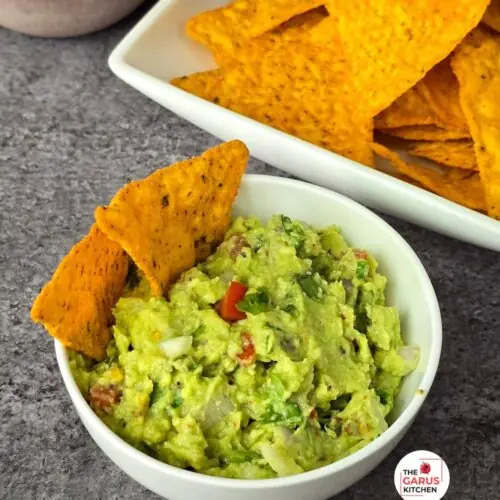 simple guacamole recipe | how to make avocado dip at home | avocado guacamole recipe | how to make guacamole
